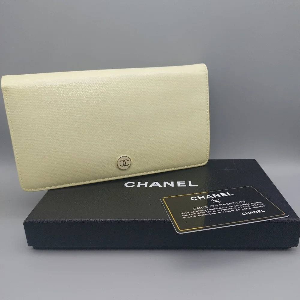 💛CHANEL Classic Authentic Wallet/Clutch💛
